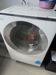(Category: ) located in . Submitted by car_al (Listing ID 1350739915, Image 1). Description: .