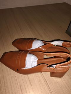 (Category: ) located in . Submitted by redzfad (Listing ID 1350786083, Image 1). Description: .