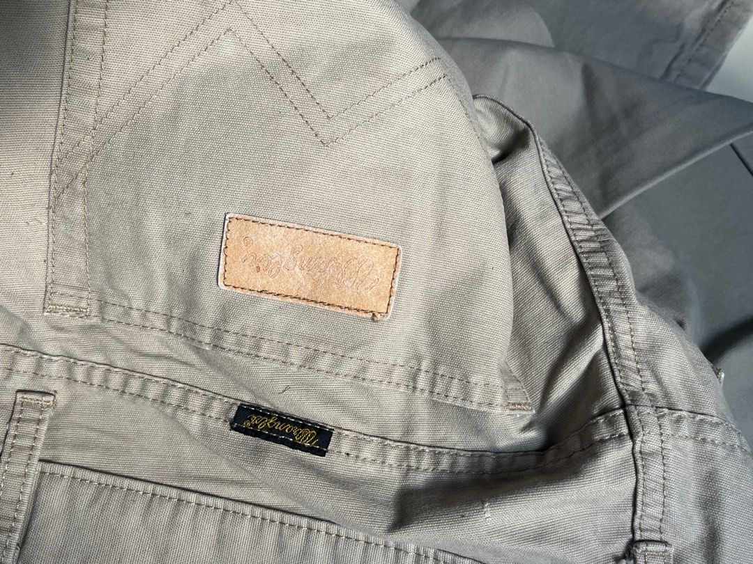 Wrangler Straight-Cut Pants (Khaki) (Category: Jeans) located in Manila. Submitted by D3CLUTTER (Listing ID 1350882729, Image 3). Description: Wrangler Straight-Cut Pants (Khaki) Authentic Mall Purchased Dimes W - 36 L - 43.5 Hem - 9.5 ₱700 only DM💌 mwap!.