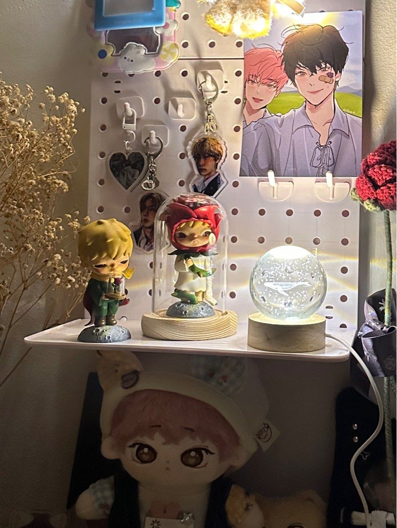 WTS HIRONO THE ROSE LE PETITE PRINCE (Category: Toys & Games) located in Batu Pahat. Submitted by wonnieeess (Listing ID 1350876694, Image 1). Description: WTS HIRONO THE ROSE ! -Rm 65 exc postage -include box and card -dm me for more details -prefee take with drifter Rm 50.
