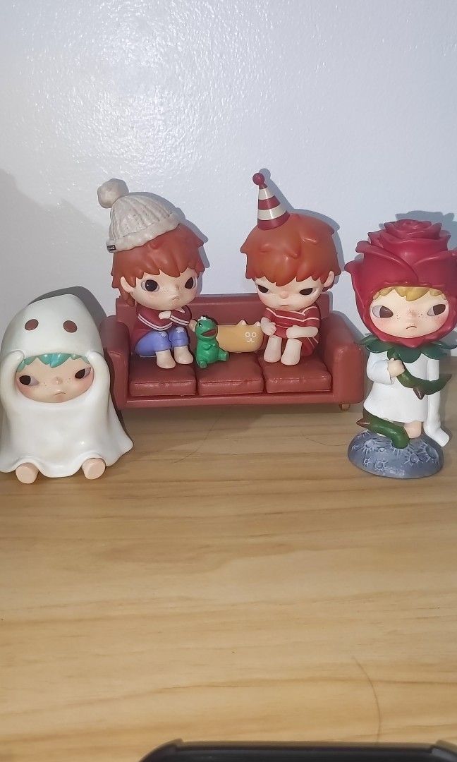 WTT HIRONO GHOST ROSE (Category: Designer & Blind Box Toys) located in Manila. Submitted by royalpenguin_280140 (Listing ID 1350853049, Image 1). Description: Trade to little prince or fading drifter for sunny doll complete inclusion with box and foil current bid ghost: 1100 protector: sold rose: sold.