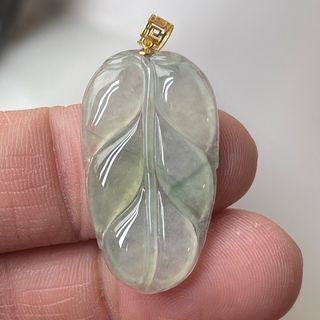 特價 : 天然a貨翡翠🇭🇰 18k高冰飄花葉子64234668121347110