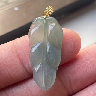 特價品: 天然a貨翡翠🇭🇰 18k冰綠小葉子64234668167555110