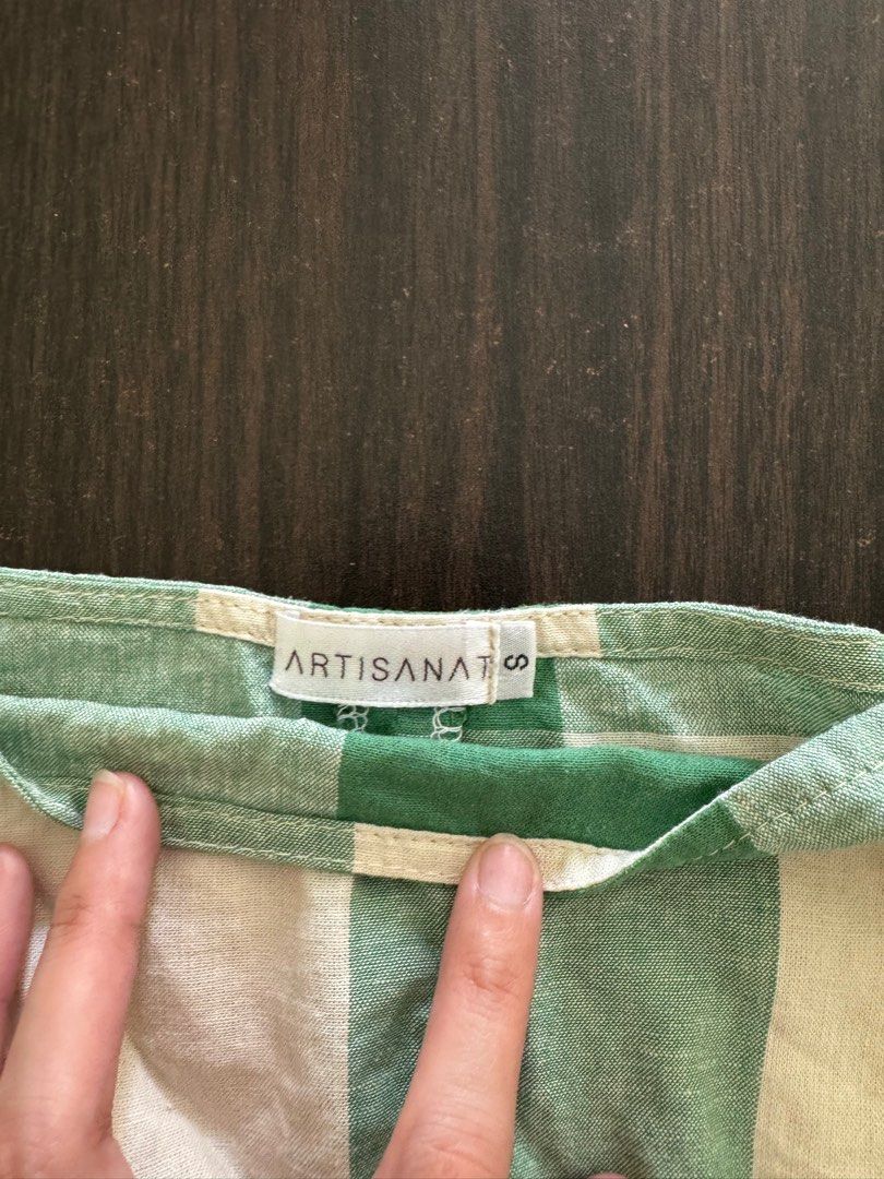Artisanat Handmade (XS - S) (Category: Blouses) located in Manila. Submitted by declutterwmeh (Listing ID 1354141573, Image 3). Description: Artisanat Handmade Fits XS- S Fits up to bust 33 (Length of Front on Center) XS- 10.25" Linen In v good condition 1,000 + S.F Please do not lowball. .
