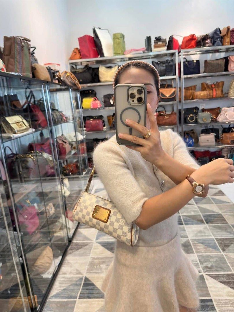 Authentic L V Daniel Azur Eva Bag (Category: Luxury Bags & Wallets) located in Quezon City. Submitted by jhaediah (Listing ID 1354031760, Image 2). Description: - Authentic 💯 - L V Daniel Azur Eva Bag - Small size - Inclusion: with original dustbag & paper bag - Inclusion: with provide.