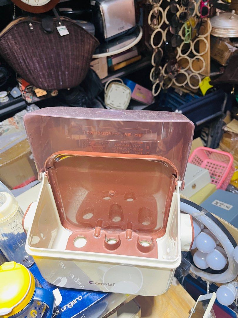 Baby Needs take all (Category: Breastfeeding & Bottle Feeding) located in Pilar. Submitted by faveanyshop (Listing ID 1354117194, Image 3). Description: Take all baby needs Combi Sterilizer pigeon feeding bottles baba feeding bottles combi train cup and cath kidston train cup.