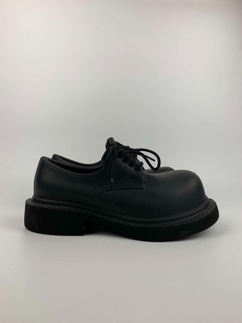 BALENCIAGA Steroid Derby (Category: Boots) located in Paranaque City. Submitted by ragrepository (Listing ID 1354116780, Image 3). Description: Balenciaga Steroid Derby Fits- 9-9.5US Condition- 8.5/10 Flaws- Scuffs, Signs of wear 8,800+SHIPPING FEE .