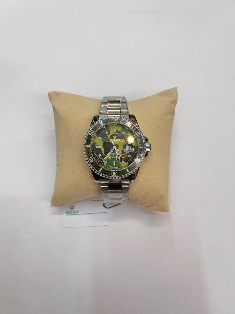 Bapex collab (Category: Luxury Watches) located in Manila. Submitted by mine2ownit (Listing ID 1354054356, Image 2). Description: Brand new No issue .