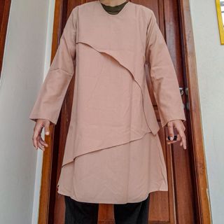 (Kategori: ) berada di . Dikirim oleh bbbeautyseller (ID iklan 1354083559, Gambar 1). Deskripsi: .