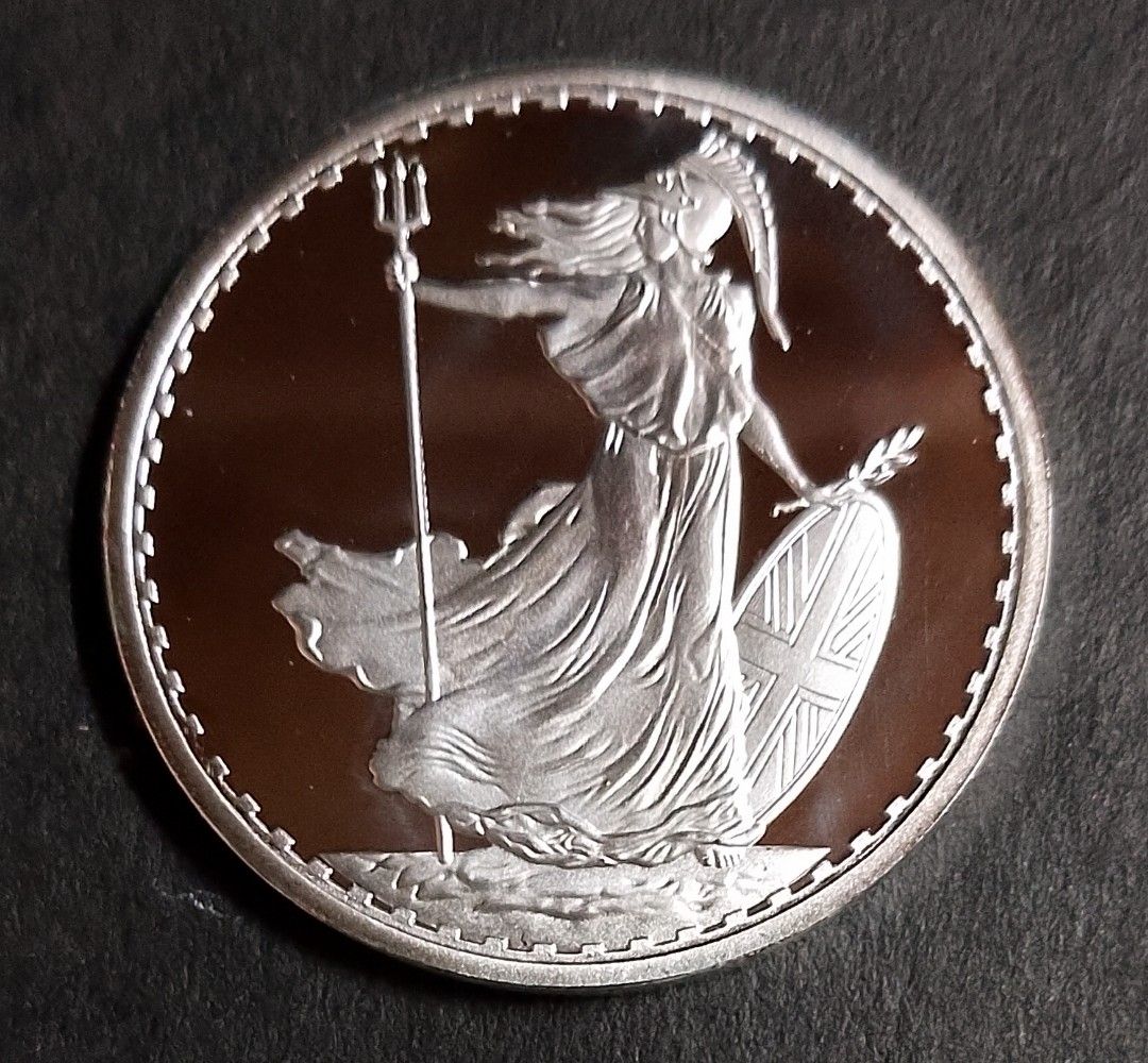 Britannia Proof Coin Cu/Nickel silver Plated (Category: Currency) located in San Juan City. Submitted by bobbybasuel19671 (Listing ID 1353979169, Image 1). Description: Britannia Proof Coin Cu Nickel silver Plated Price 750 Add shipping fee Mode of Payment Gcash, Palawan Express or Cebuana.