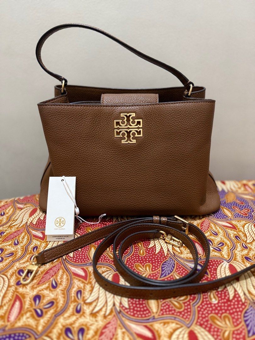Britten Small Satchel (Category: Luxury Bags & Wallets) located in Quezon City. Submitted by msaisa (Listing ID 1354074575, Image 1). Description: Original!yes bought 22k in USA live shopper..used but in very Good Condition..sign of used corner only but not visible..if proven fake money back guarantee RFS:new bag Decluterring❤️.