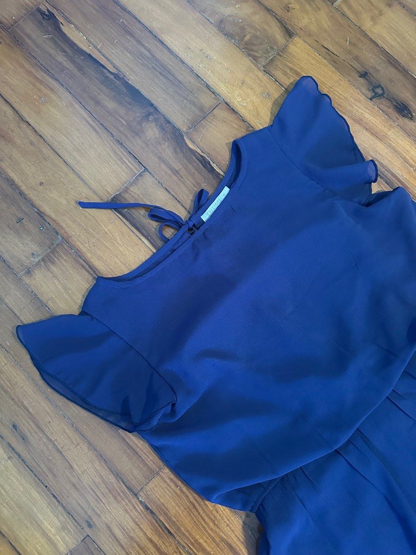 Calliope Navy Blue Dress (Category: Dresses) located in Mariveles. Submitted by declutterwithina (Listing ID 1354046638, Image 3). Description: Mid length dress Perfect for casual wear Navy Blue Color LBC or J&T during weekends.