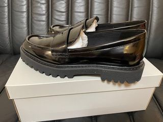 （分類：）位於 。 由 sasabuy8 提交（商品編號 1354031777，圖片 1）。簡介： 。