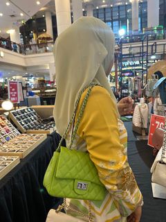 (Category: ) located in . Submitted by mayaaaafr (Listing ID 1354119683, Image 1). Description: .