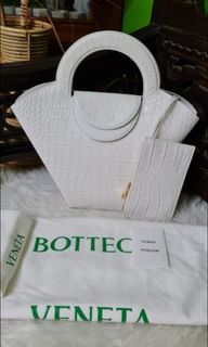 (Kategori: ) berada di . Dikirim oleh kiano_shoes (ID iklan 1354064196, Gambar 1). Deskripsi: .