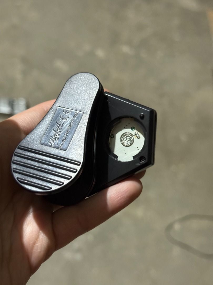 Global WST 523 Auto Tuner Guitar (Category: Musical Instruments) located in Baguio. Submitted by bnrd_ (Listing ID 1354088412, Image 2). Description: >WST-523 Clip Tuner >designed for Guitar, Bass, Wind Instruments, Violin, and Ukulele. >two tuning modes: MIC and Clip. >The large LCD has three colors to tell you the status of your note: Red = sharp Orange = flat Green = the note is in tune. Clip on to the headstock or use the internal Mic to quic