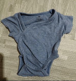 (Category: ) located in . Submitted by tiongdaughter (Listing ID 1354095856, Image 1). Description: .
