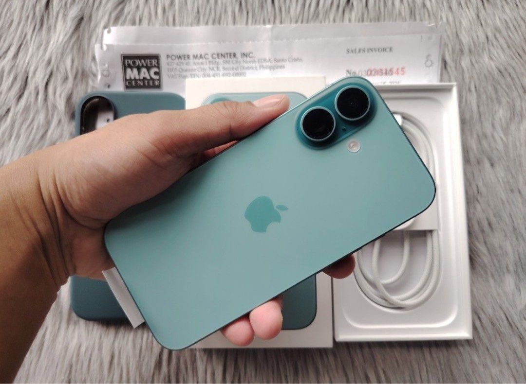 Iphone 16 (Category: iPhone 16 Series) located in Taguig. Submitted by influenzas (Listing ID 1354087253, Image 1). Description: iphone 16128gb factory unlocked/any sim pwede teal selling 42,999php swapping is higher slightly negotiable swap sa android or ios 98% smooth 100bh ntc approved/local release complete all orig packge free case from powermac woryh 2,999 privacy tempered worth 799 receipt from powermac warranty til nov 2025 all working pr