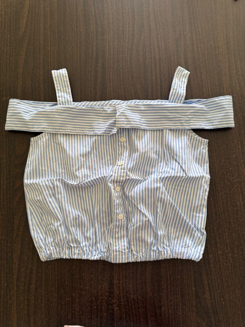 Just G Off Shoulder Blue Top (Category: Blouses) located in Manila. Submitted by declutterwmeh (Listing ID 1354140546, Image 1). Description: Just G Off Shoulder Blue Top Fits XS - S Worn once 350 + S.F .