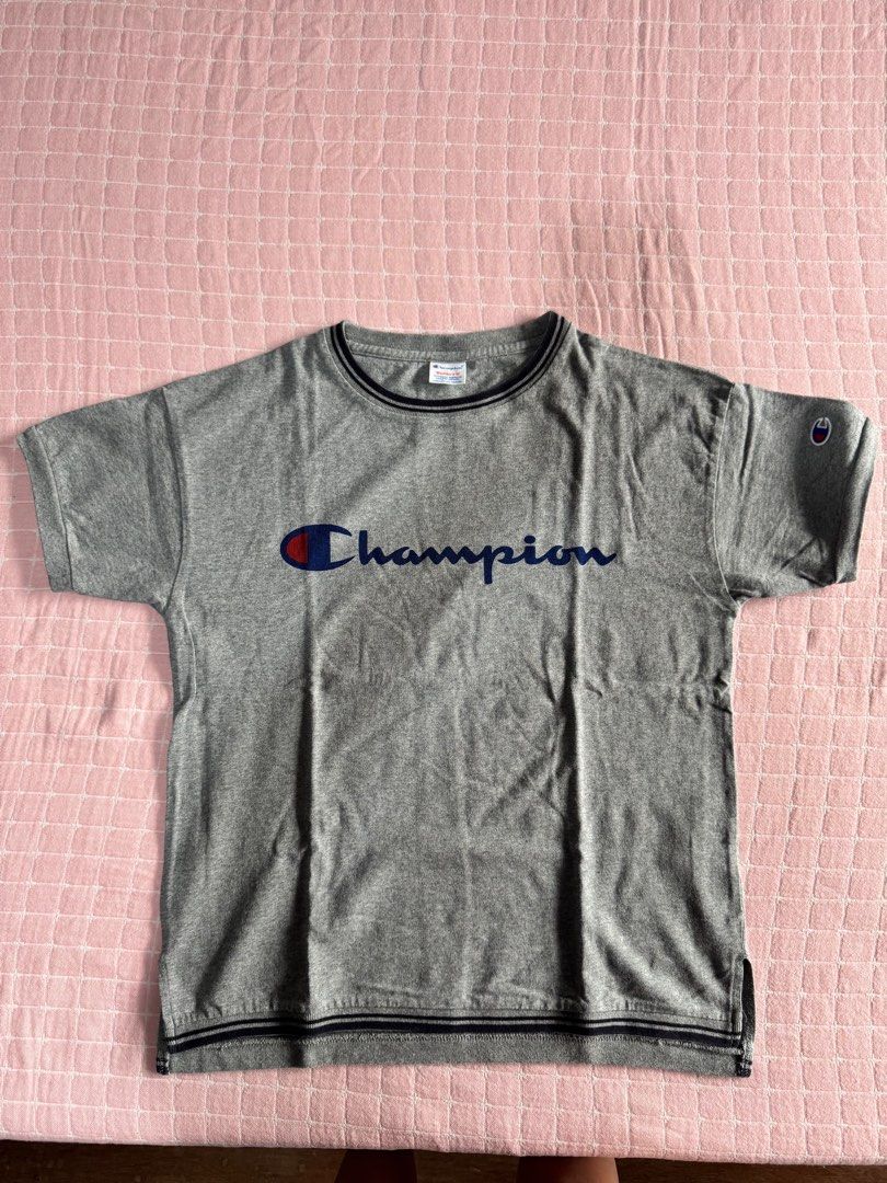 Legit Champion gray shirt (Category: Shirts) located in Quezon City. Submitted by notformirent (Listing ID 1353985594, Image 1). Description: Bought in Champion Taiwan.