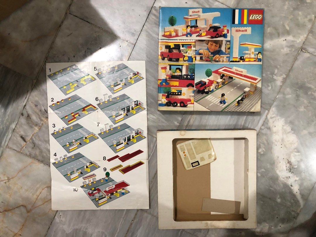 Lego 377 Shell Service Station set 1978 (Category: Lego & Building Sets) located in Manila. Submitted by jamhar (Listing ID 1353999081, Image 3). Description: LEGO TOWN SERIES 1978 Vinatage Lego set Can make offers Complete, wyswyg Manila.