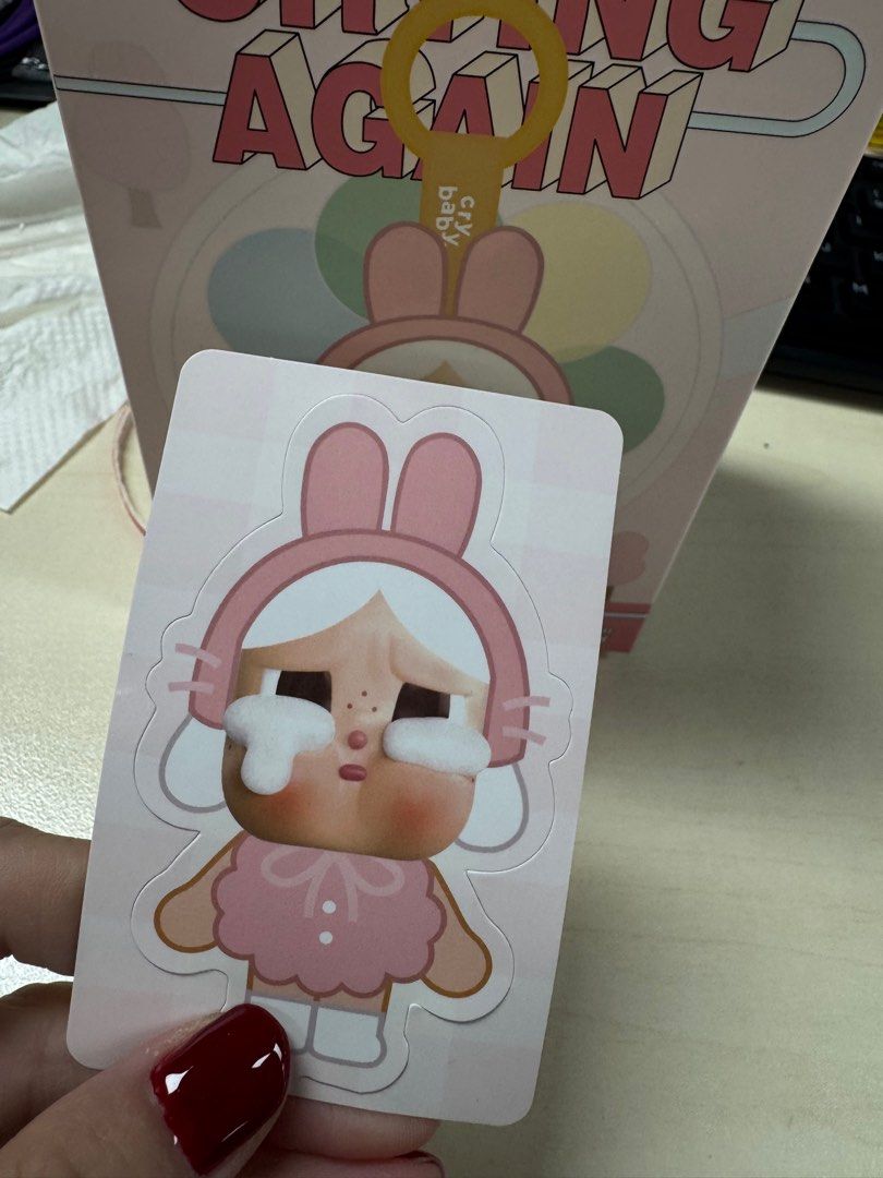 popmart crying again リサ愛用 popmart crying again リサ愛用