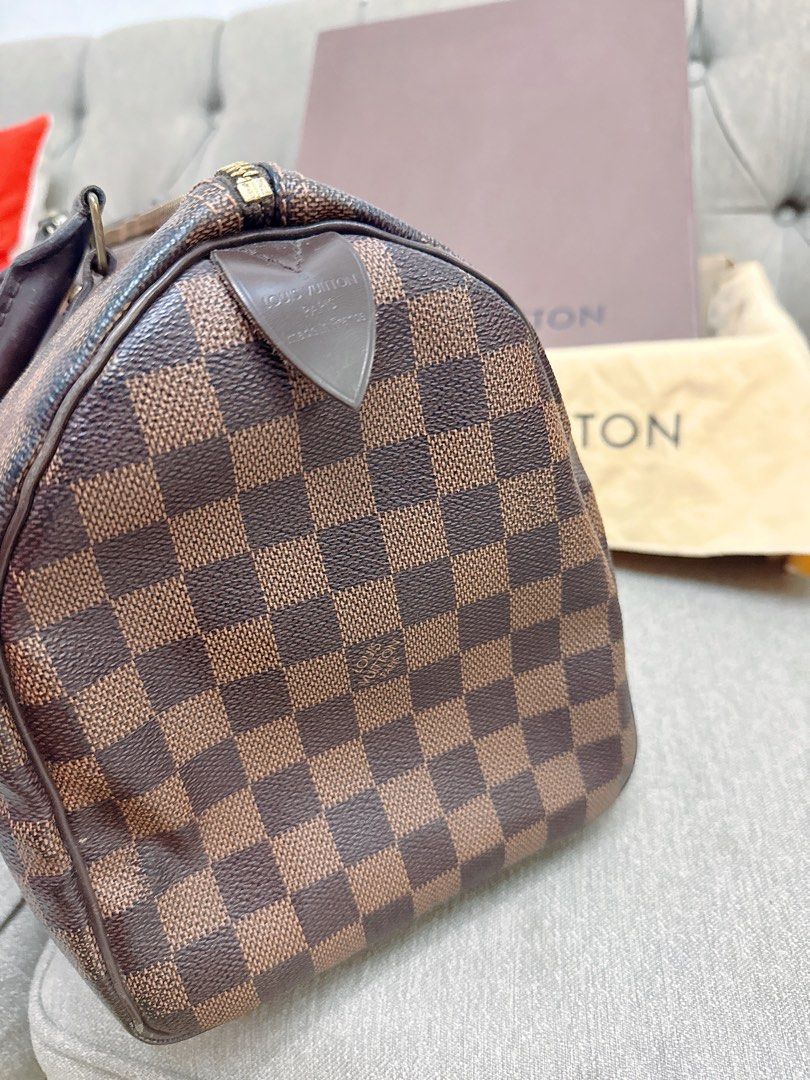 Lv speedy 30 enebe with box and dustbox (Category: Luxury Bags & Wallets) located in Las Pinas. Submitted by kharyz (Listing ID 1354120146, Image 3). Description: 100% authentic with box and dustbag.