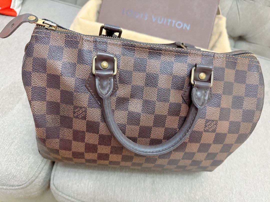 Lv speedy 30 enebe with box and dustbox (Category: Luxury Bags & Wallets) located in Las Pinas. Submitted by kharyz (Listing ID 1354120146, Image 2). Description: 100% authentic with box and dustbag.