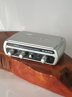 M-Audio Guitar and Vocal Fast Track USB Effects