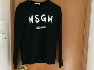 （分類：）位於 。 由 Kkleec 提交（商品編號 1353994296，圖片 1）。簡介： 。