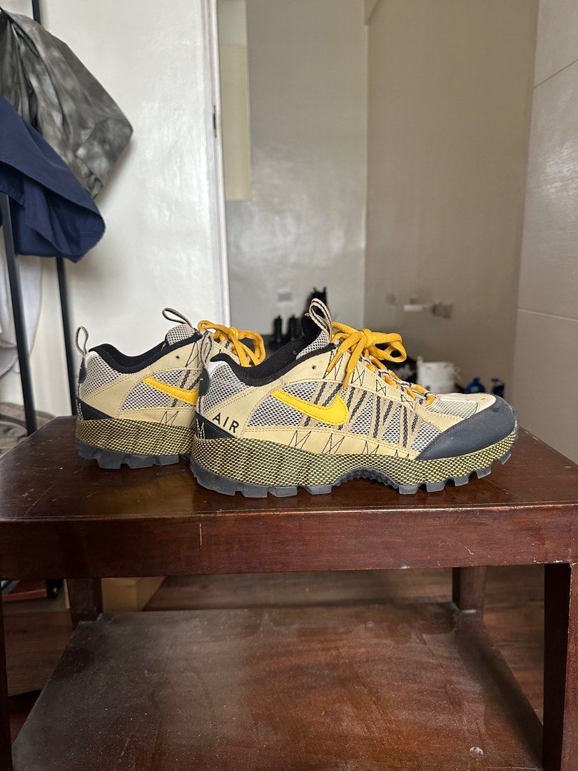 Nike Humara "Wheatgrass" (US 9 Mens) (Category: Sneakers) located in Manila. Submitted by magictape (Listing ID 1354034668, Image 3). Description: - US 9 Mens - orig price : 8,895 php - Used but not abused, paminsan ko lang talaga ginamit - bought sa atmos.ph - RFS: decluttering, i dont wear it na.