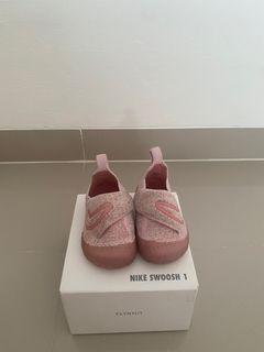 Nike Swoosh 1, Bayi & Anak, Baju Bayi di Carousell