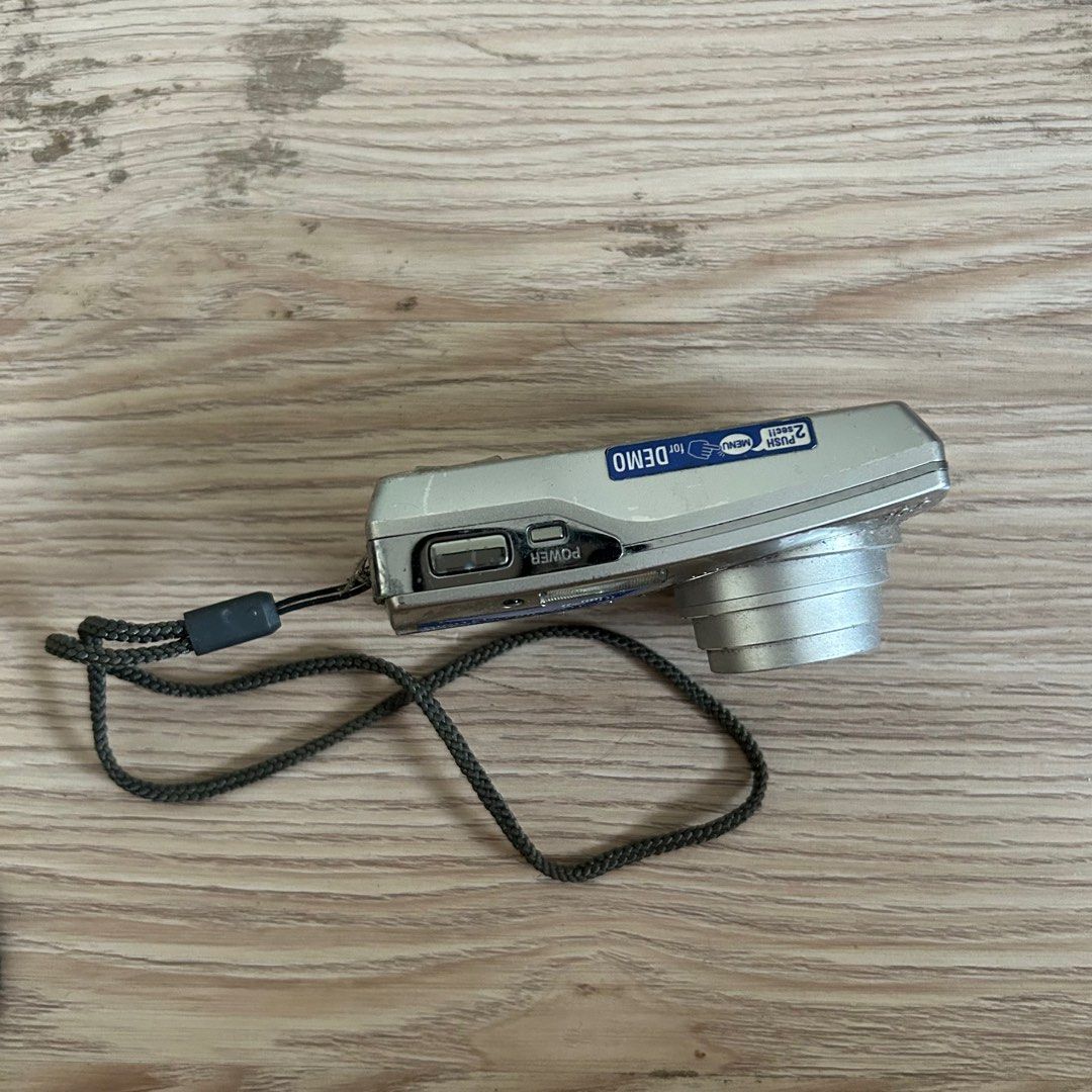 Olympus Stylus 1000 Digital Camera (Category: Cameras) located in Manila. Submitted by angely12 (Listing ID 1353976618, Image 2). Description: UNTESTED No sample shots No inclusion selling as is Price slightly negotiable Needs to get checked by a camera technician .