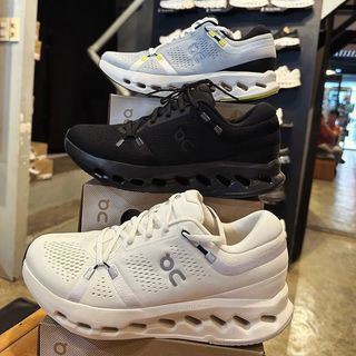 (Category: ) located in . Submitted by solefindsphilippines (Listing ID 1353985024, Image 1). Description: .