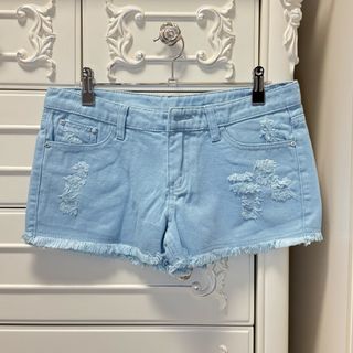 (Category: ) located in . Submitted by missming (Listing ID 1354144393, Image 1). Description: .