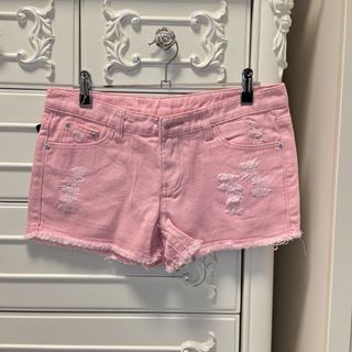 (Category: ) located in . Submitted by missming (Listing ID 1354144446, Image 1). Description: .