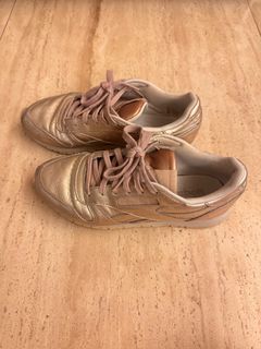 （分類：）位於 。 由 hyunaaa_ 提交（商品編號 1354104355，圖片 1）。簡介： 。
