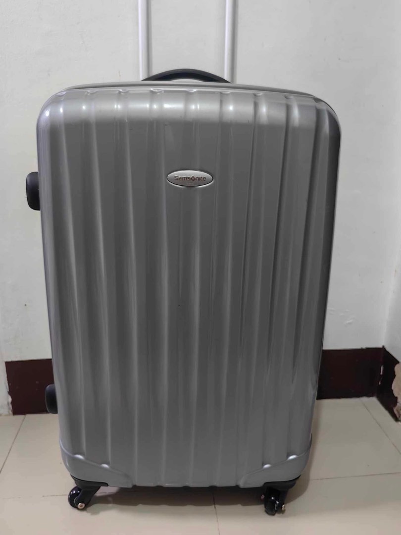 Samsonite Original from Japan Large Luggage, Hobbies & Toys, Travel ...