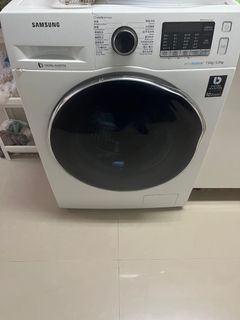 （分類：）位於 。 由 pablinsuarez 提交（商品編號 1354035220，圖片 1）。簡介： 。