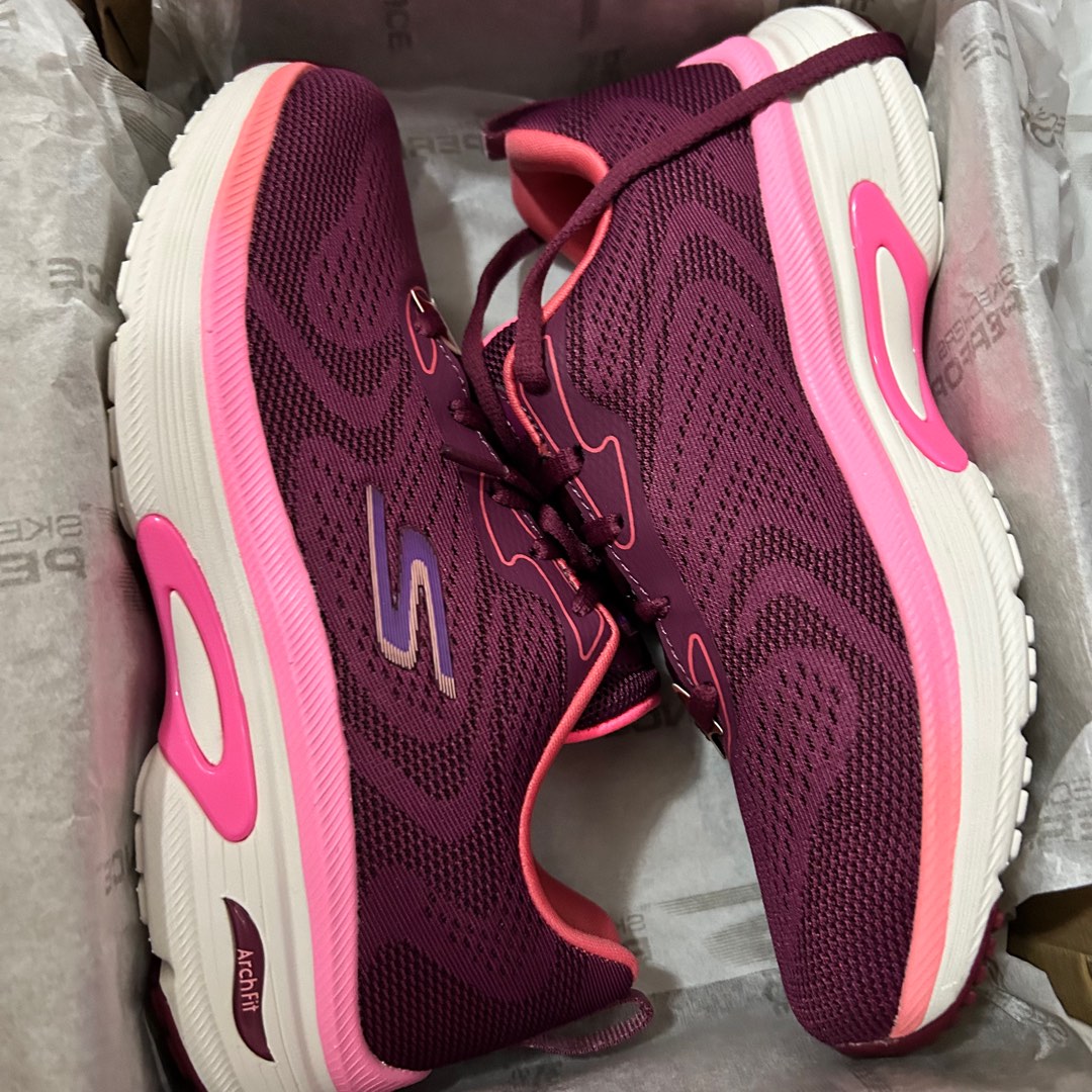 Skechers Women's Go Run Arch Fit Ride 10 Shoes Blue Size 6 B Medium US