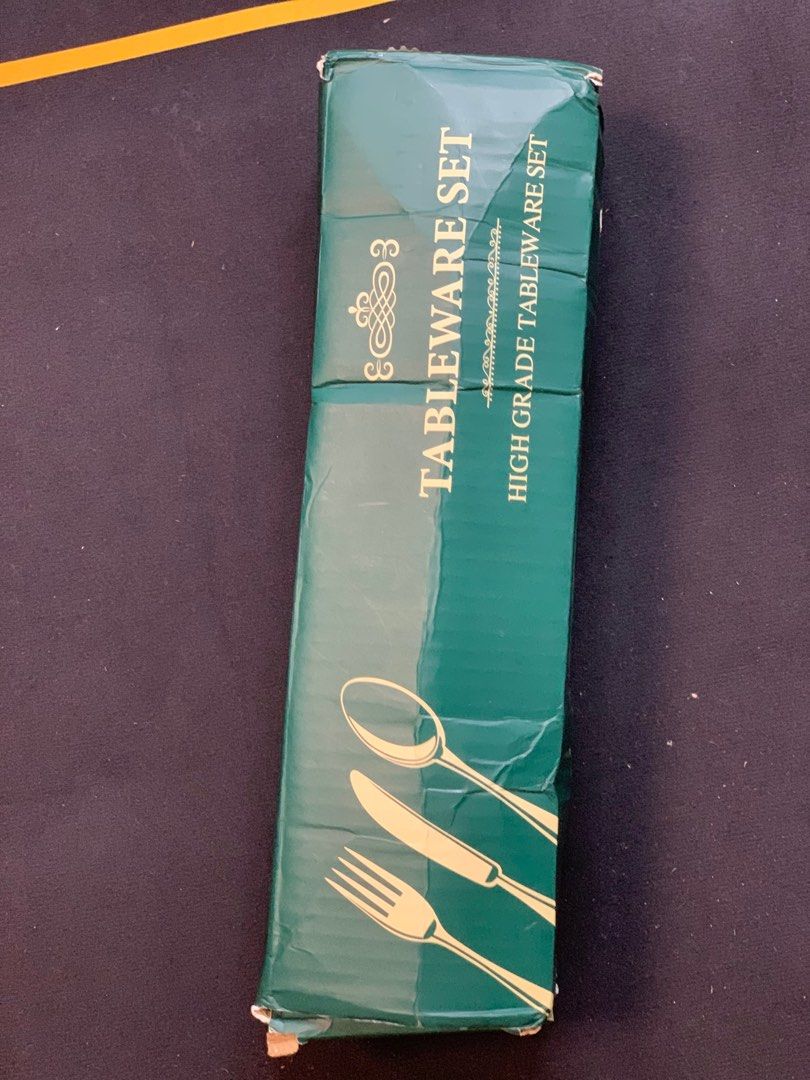 Tableware Set (Category: Everything Else) located in Singapore. Submitted by makmin (Listing ID 1354139746, Image 1). Description: Selling brand new Tableware Set . Gold colour. .
