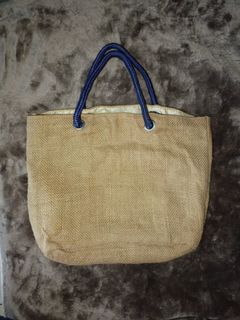 (Kategori: ) berada di . Dikirim oleh koleksinyaindri (ID iklan 1354044873, Gambar 1). Deskripsi: .