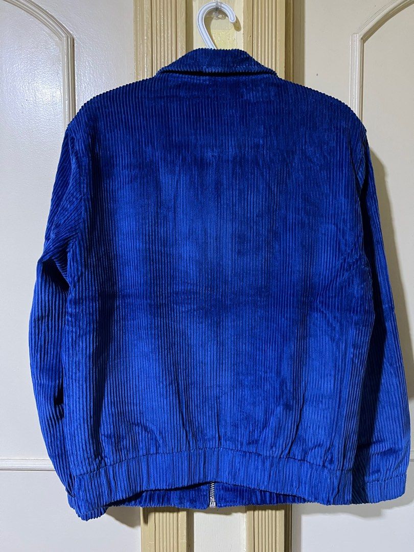 Zara corduroy jacket (Category: Coats, Jackets and Outerwear) located in Makati City. Submitted by basicprojects (Listing ID 1354066269, Image 3). Description: Letting this baby go since i never got a chance to wear it often. In a beautiful royal blue color, relaxed fit with unopened inner pocket. Only worn once. Bought it full price and now selling low. Message me with an offer! .