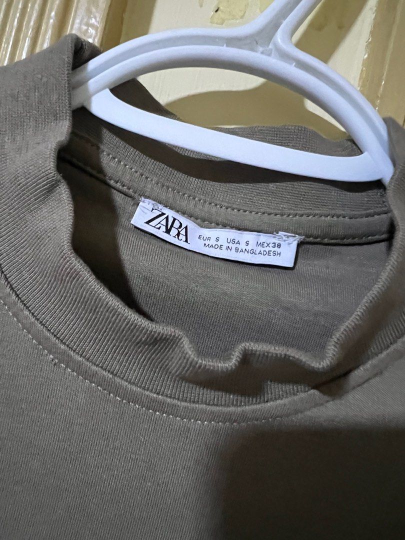 Zara mock neck sweater (Category: Tshirts & Polo Shirts ) located in Makati City. Submitted by basicprojects (Listing ID 1354067780, Image 2). Description: In a stretchy soft fabric, perfect for cold weathers or cold offices where you work. Only used 1-2x. .