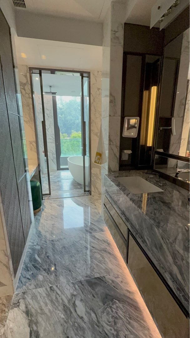 Bargain accepted 🙈 15 million renovation 😍 next to golf course 😍 with elevator 😍 brand new luxury renovation including two parking spaces 9️⃣0️⃣9️⃣9️⃣9️⃣3️⃣8️⃣4️⃣63439019816963114