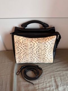 （分類：）位於 。 由 loveshoppingff 提交（商品編號 1354308836，圖片 1）。簡介： 。