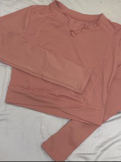 買兩件產品即送❗️出口瑜伽服 成本價出售！特價 粉色運動長袖63007561050369110