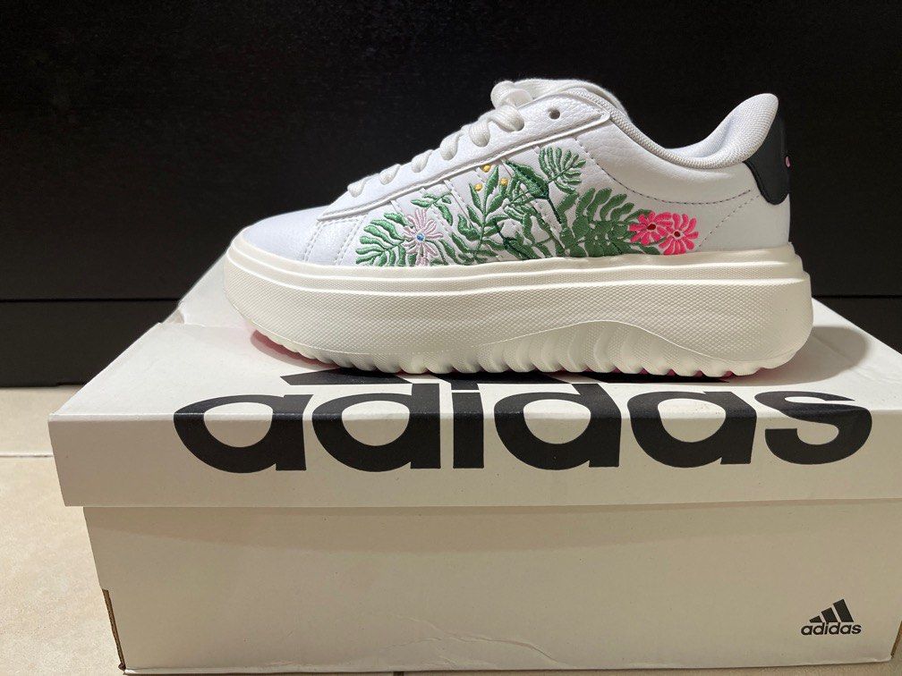 Adidas Grand Court Platform (Category: Sneakers) located in Mandaluyong City. Submitted by melabells (Listing ID 1354227635, Image 1). Description: Bought in Osaka Japan.
