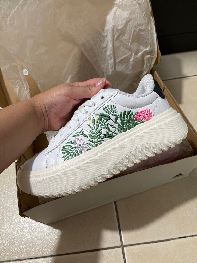 Adidas Grand Court Platform (Category: Sneakers) located in Mandaluyong City. Submitted by melabells (Listing ID 1354227635, Image 3). Description: Bought in Osaka Japan.