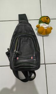 (Kategori: ) berada di . Dikirim oleh blossom.thrift.corner (ID iklan 1354281719, Gambar 1). Deskripsi: .